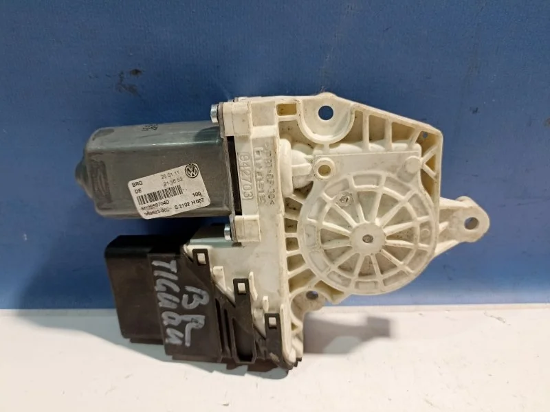Моторчик стеклоподъемника Volkswagen Tiguan 2007 - 2017 5N0959704DVW2, задний правый