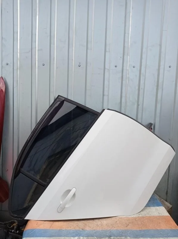 Ручка наружная Volkswagen Jetta 6 2014 5N0837205MGRU 5C6 1.4 CAXA, задняя правая