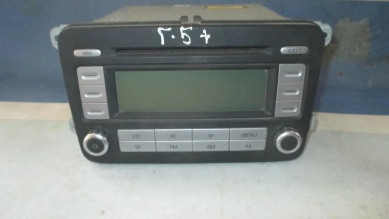 Магнитола штатная Volkswagen Golf Plus 2002 - 2010 5M0035186B