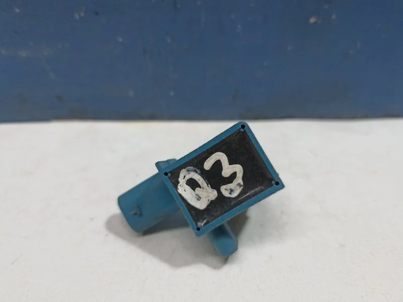 Датчик удара Audi Q3 5K0959351A 8UB, передний