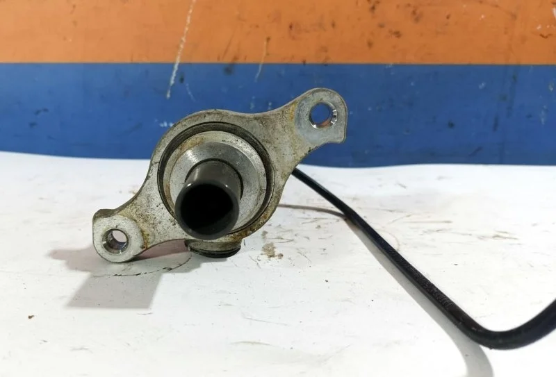 Цилиндр главный тормозной Hyundai Solaris 1 585104L150 RB