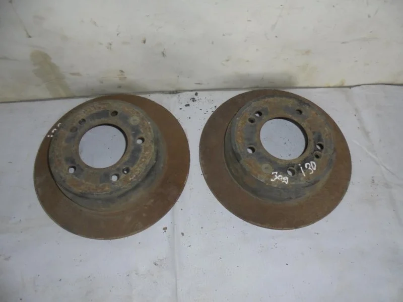 Диск тормозной Hyundai i30 2007-2012 584111H100 FD, задний