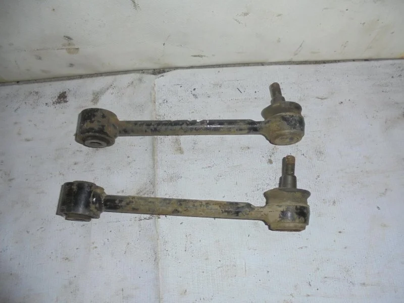 Рычаг с наконечником Hyundai i30 2007-2012 552502H000 FD, задний