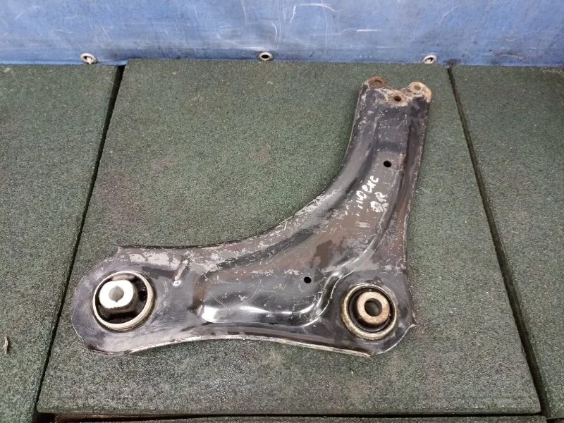 Рычаг подвески Renault Fluence 2012 545008682R, передний правый