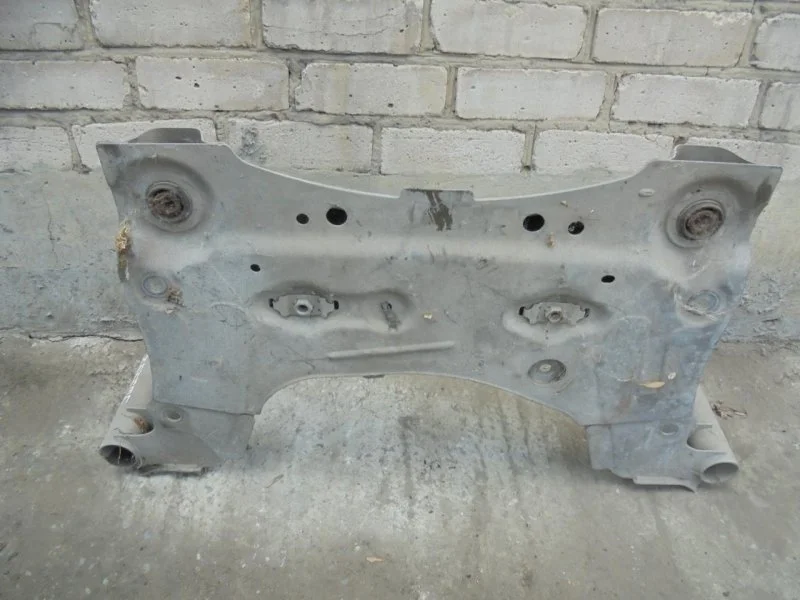 Подрамник Renault Scenic III 2009 - 2015 544012717R, передний