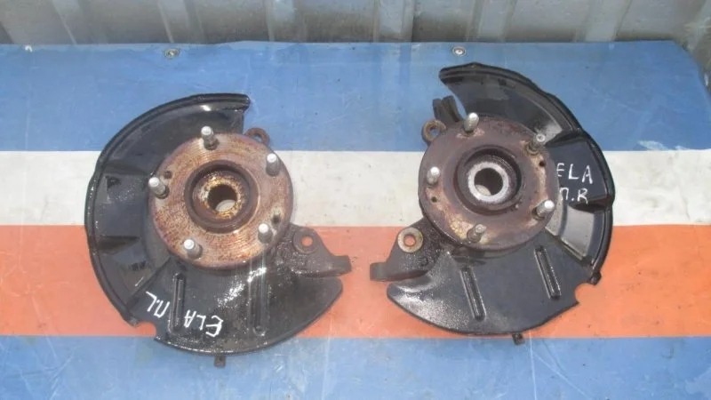 Кулак поворотный Hyundai Elantra HD 2006 - 2011 517162H100, передний правый