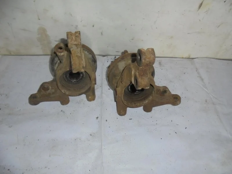 Кулак поворотный Hyundai I30 2007-2012 517152H100 FD, передний левый