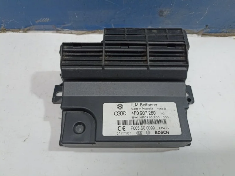 Блок управления бортовой сетью Audi Q7 2005 - 2015 4F0907280B