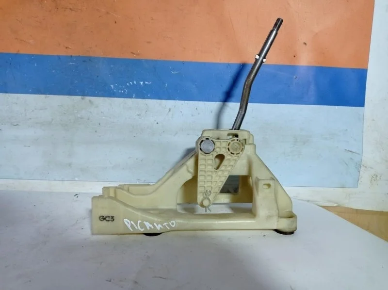 Кулиса МКПП Kia Picanto 2 2011-2017 437001Y000