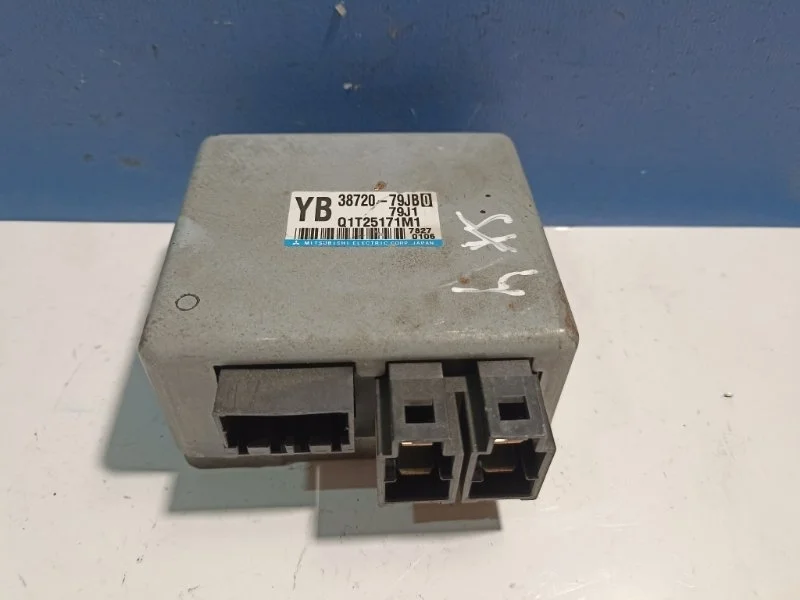 Блок управления ГУРа Suzuki SX4 2006-2013 3872079JB0 1.6 M16A