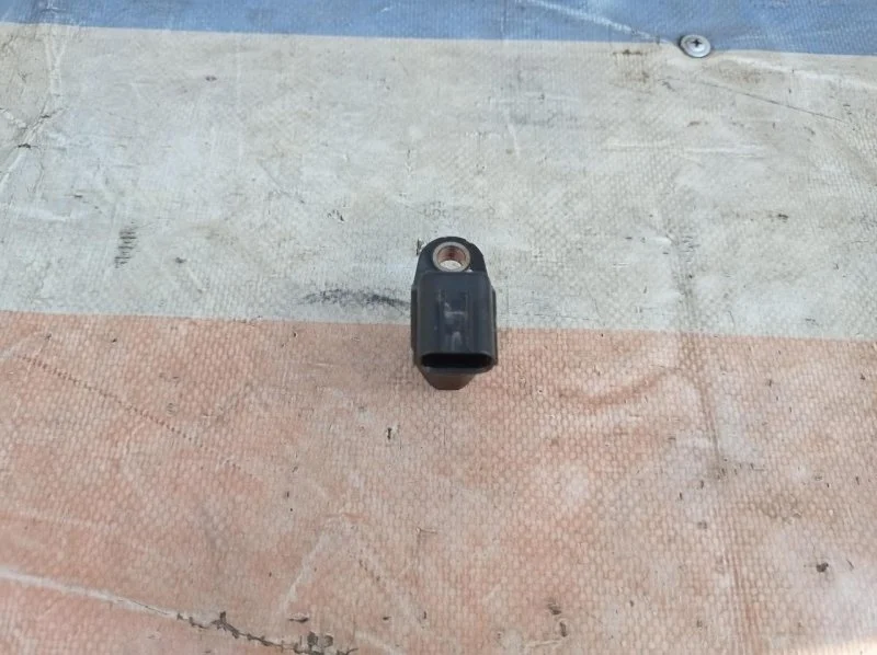 Датчик распредвала Honda Accord 7 2002 - 2008 37510RAAA01