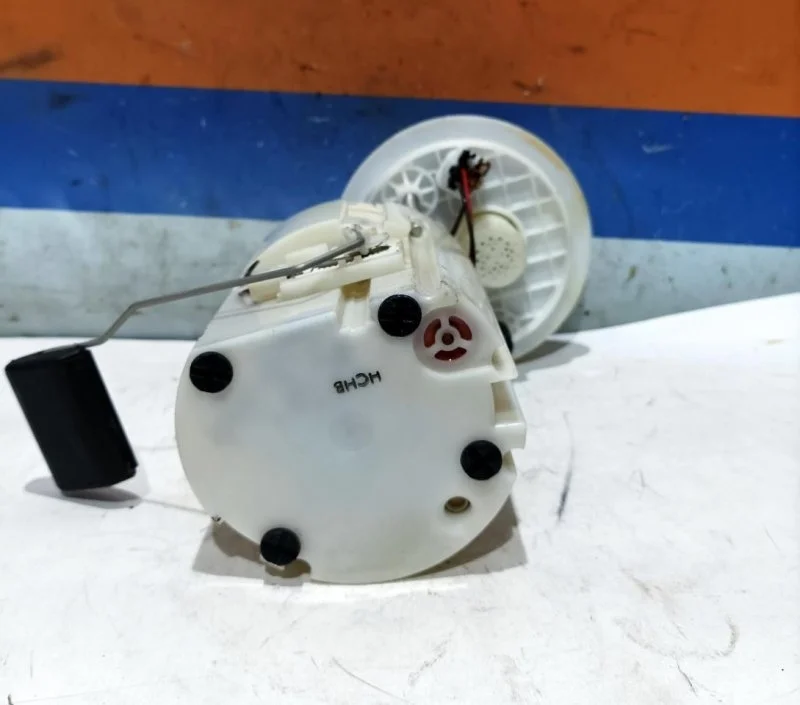 Насос топливный Kia Rio 3 311101R200