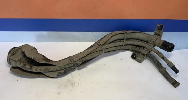 Горловина топливного бака Hyundai Solaris 2 2017 31030H5000 HCR 1.4 G4LC