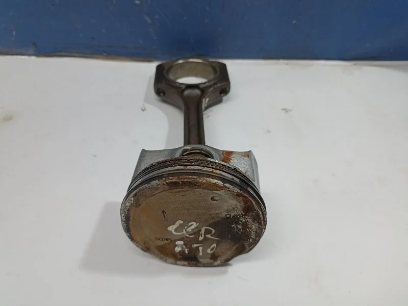 Поршень с шатуном Kia Cerato 3 2013-2020 235102E410 YD 2.0 G4NA