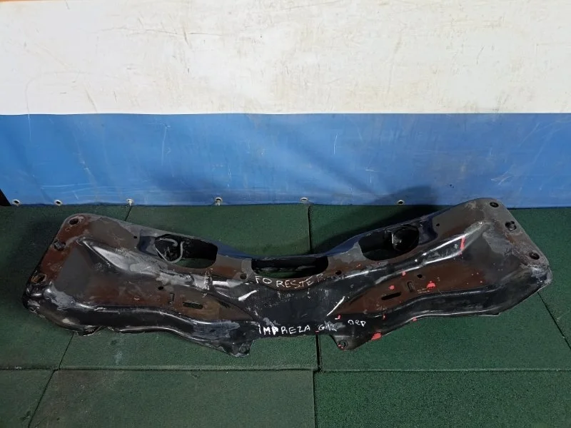 Подрамник Subaru Impreza G12 20101AG021, передний