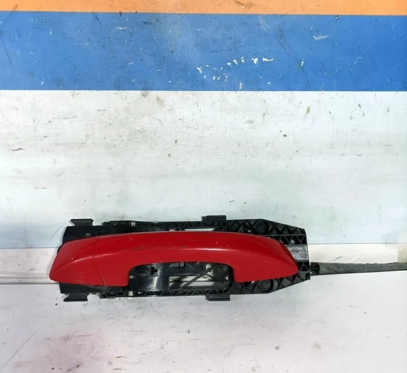 Ручка наружная Volkswagen Golf 6 2009-2013 1K8837205EGRU, задняя левая