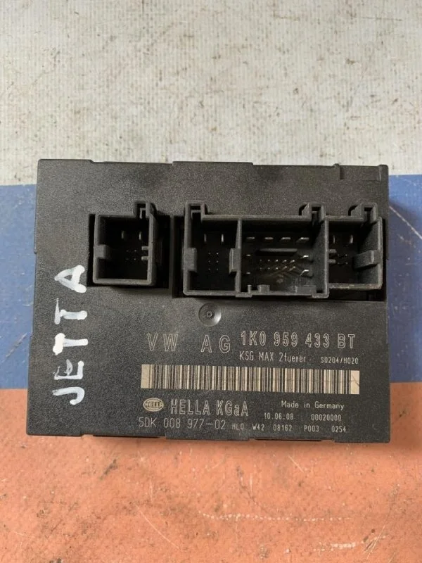 Блок комфорта Volkswagen Jetta 5 2008 1K0959433BT 1K2 1.6 BSE