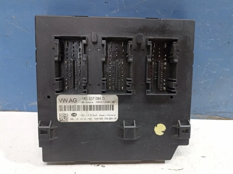 Блок комфорта Skoda Octavia A5 2004-2013 1K0937084D 1Z