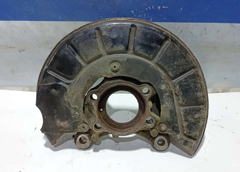 Кулак поворотный Volkswagen Tiguan 2007 - 2017 1K0407256AA, передний правый