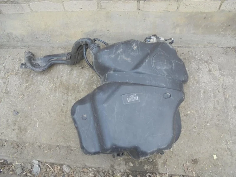 Бак топливный Volkswagen Golf Plus 2005 - 2014 1K0201060GL