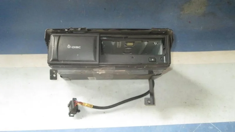 CD-Чейнджер Volkswagen Touareg 1 2002 - 2010 1J6035111 7L