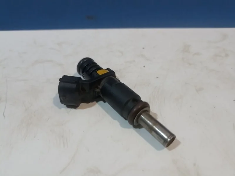 Форсунка топливная Citroen C4 2 2016-2016 1984J2 B7
