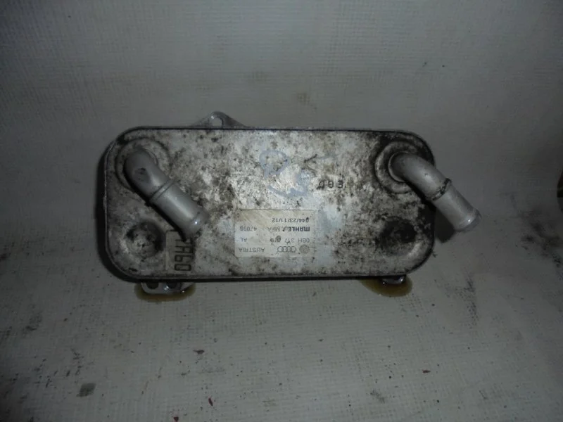 Маслоохладитель АКПП Audi Q3 0BH317019 8UB