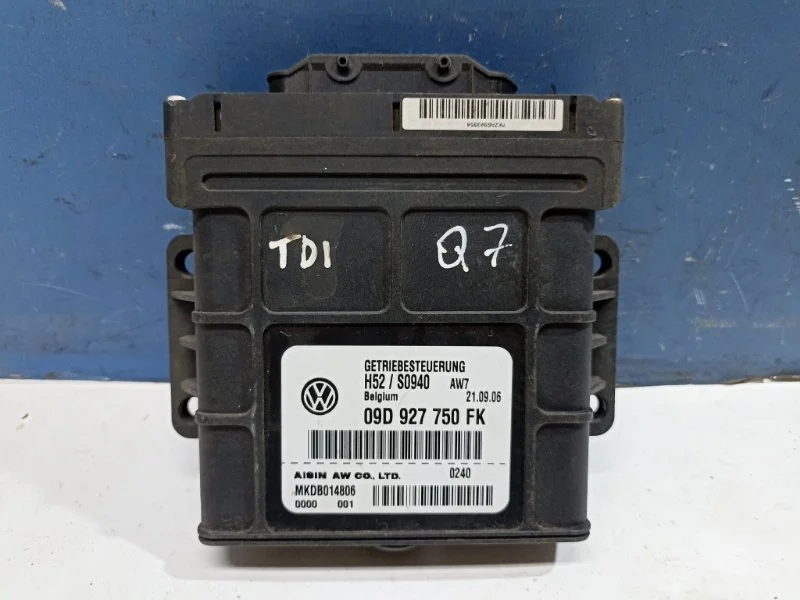 Блок управления АКПП Audi Q7 2005 - 2015 09D927750FK 3.0 BUG