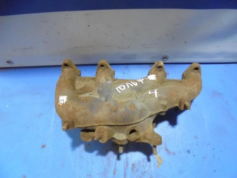 Коллектор выпускной Volkswagen Golf 4 1997-2005 06A253033P