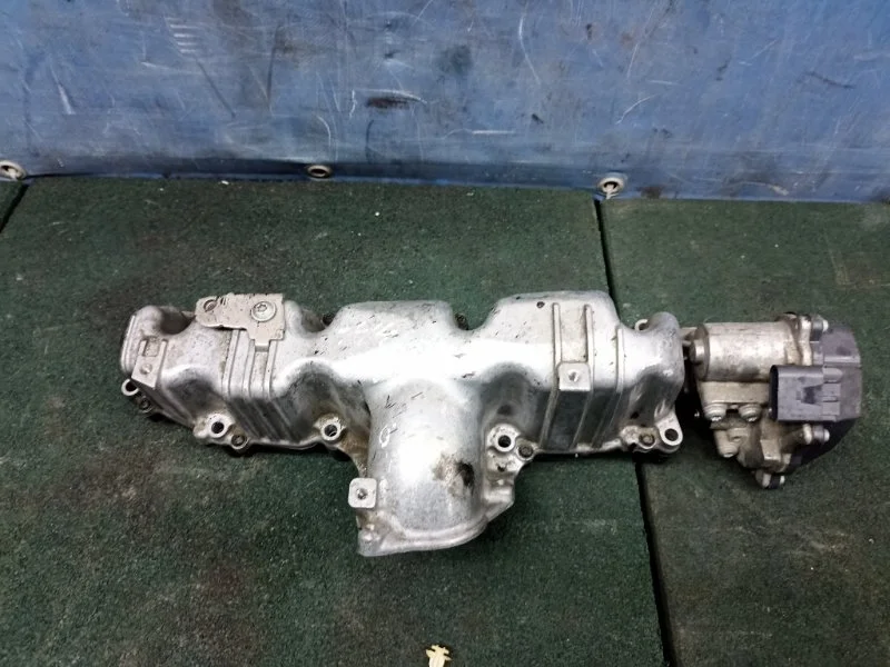 Коллектор впускной Audi Q5 2008-2017 03L129086 8R 2.0 TDI CBA