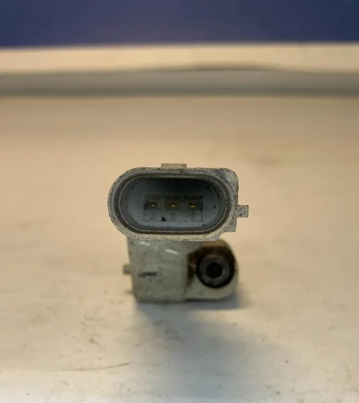 Датчик коленвала Volkswagen Touran 2003 - 2010 03C906433A