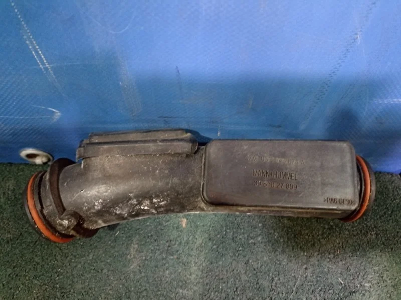 Труба напорной линии Volkswagen Touran 2003 - 2010 03C145674A