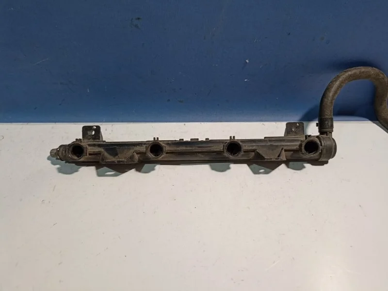 Рампа топливная Volkswagen Polo Sedan 2011-2020 036133319CG 1.6 CFN