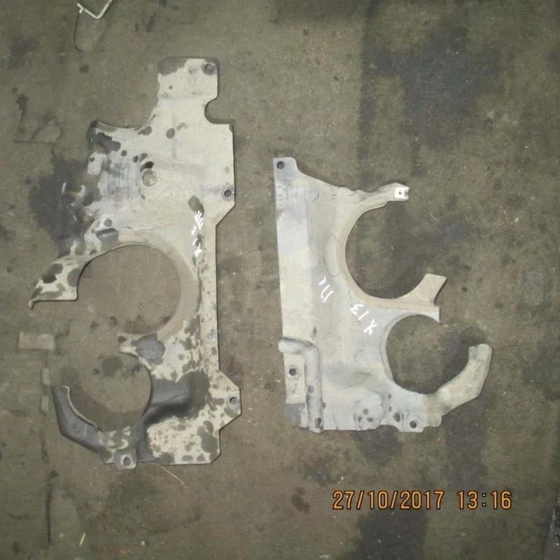 Пыльник двигателя BMW X1 2012 51712990818 E84 2.0 N47B20C, передний правый