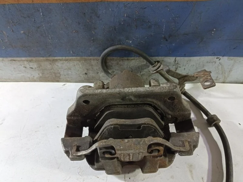 Суппорт тормозной Bmw X1 (E84) 34116778146, передний правый