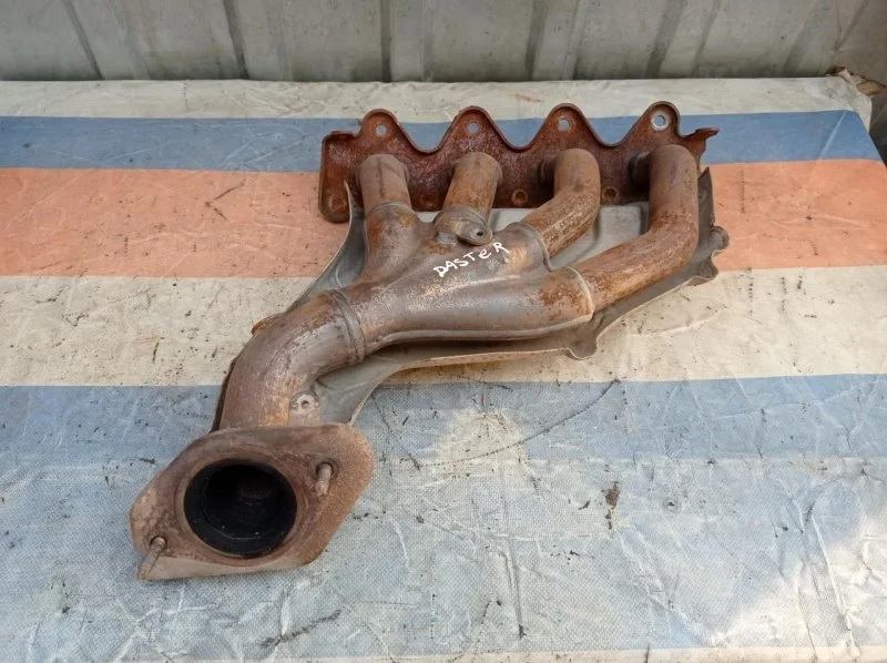 Коллектор выпускной Renault Duster 1 2010-2021 8201101954