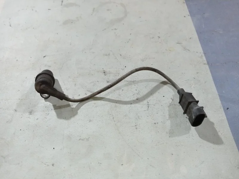 Датчик коленвала Geely Mk Cross 1016003269