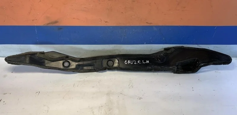 Пыльник крыла Chevrolet Cruze 96983377 J300, передний левый