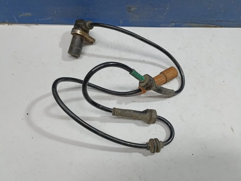 Датчик ABS Chevrolet Lacetti 96438436 J200, передний левый