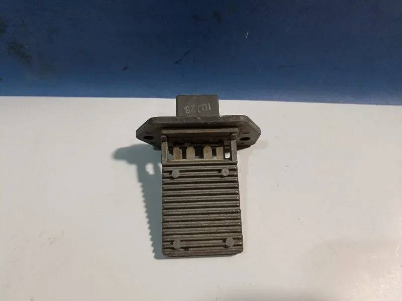 Реостат печки Chevrolet Aveo 1 96435889 T250