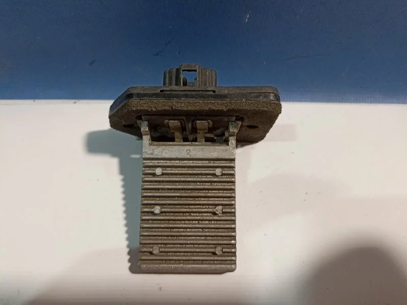 Реостат печки Chevrolet Aveo 1 96435889 T250