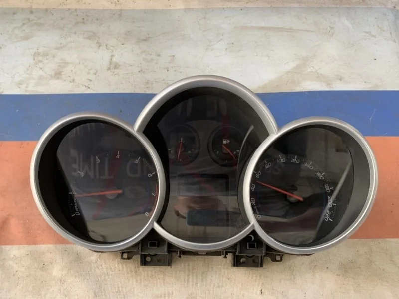 Щиток приборов Chevrolet Cruze 95080027 J300 1.6 F16D3
