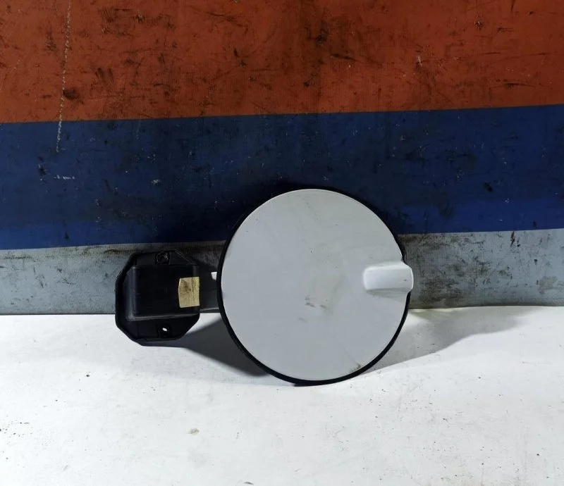 Лючок бензобака Opel Astra H 2004-2014 93182651