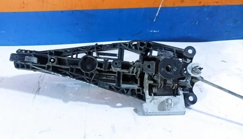 Ручка двери наружная Chevrolet Orlando 2012 92233089 J309 1.8 F18D4, передняя