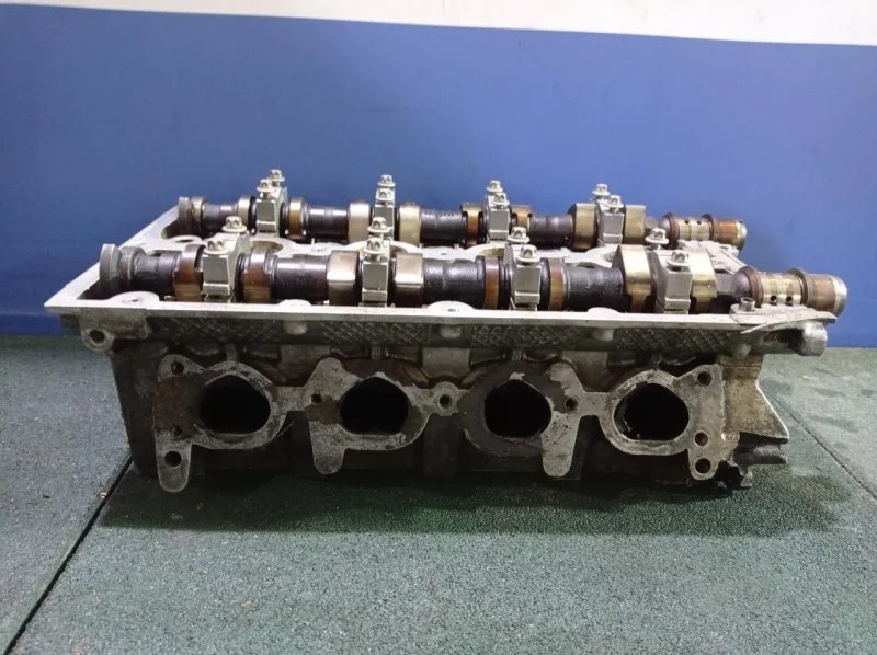 Головка блока цилиндров Opel Zafira B 2005 - 2012 2012 55560773 1.8 Z18XER