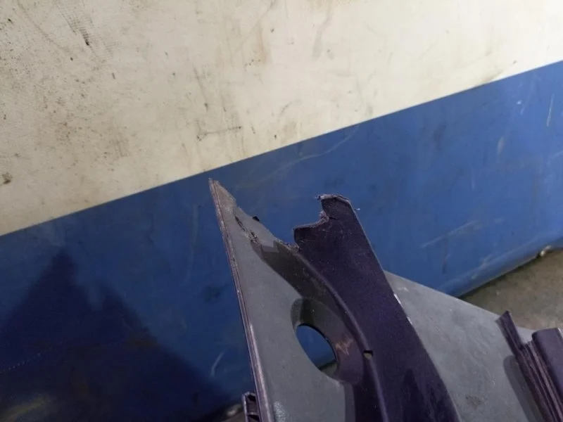 Жабо Chevrolet Cobalt 52031610 T250