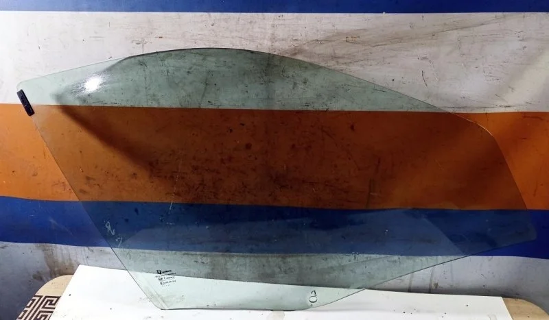 Стекло Fiat Albea 46781901 2002-2012, переднее правое