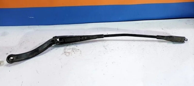 Поводок дворника Opel Corsa D 13182325 D, передний левый