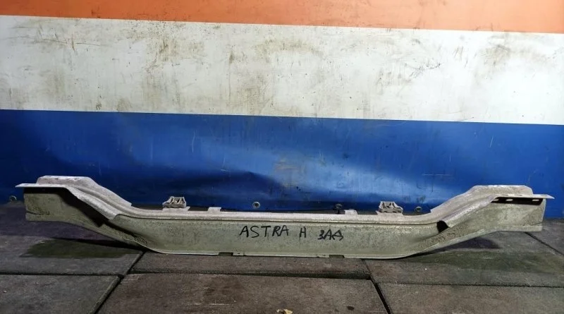 Усилитель бампера Opel Astra H 2004-2014 13125147, задний