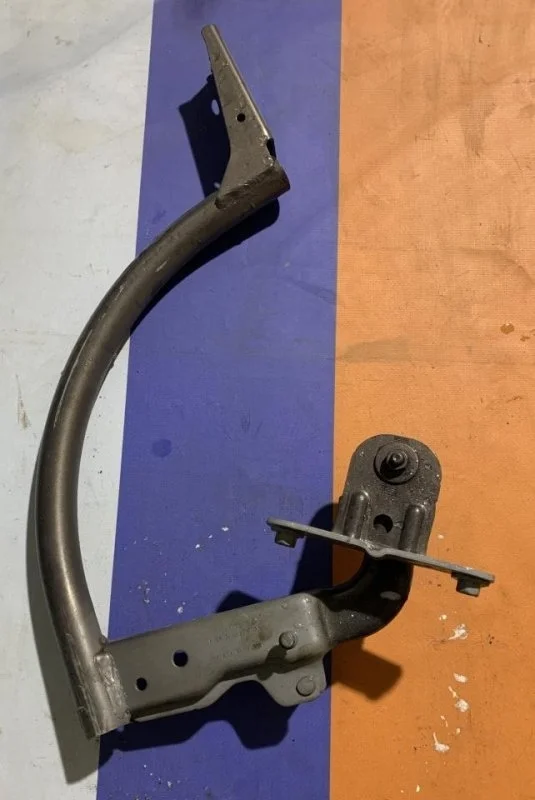 Петля багажника Ford Focus 3 2011-2019 1793303, задняя левая